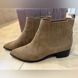 Marc fisher suede boots